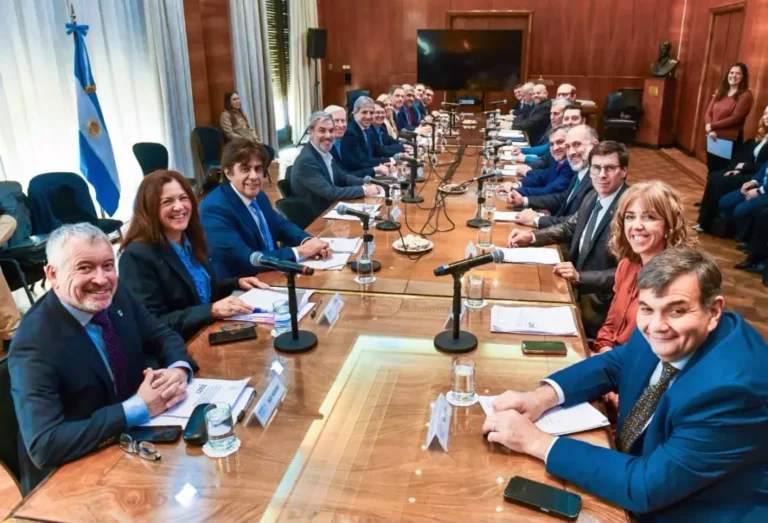 El ministro Gutiérrez, presente en el Consejo Federal de Responsabilidad Fiscal